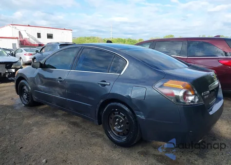2010 Nissan Altima Base z USA, uszkodzony, nr VIN 1N4AL2AP7AC150843